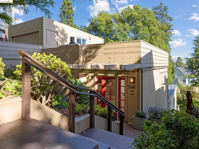 1040 Keith Avenue, Berkeley, CA 94708