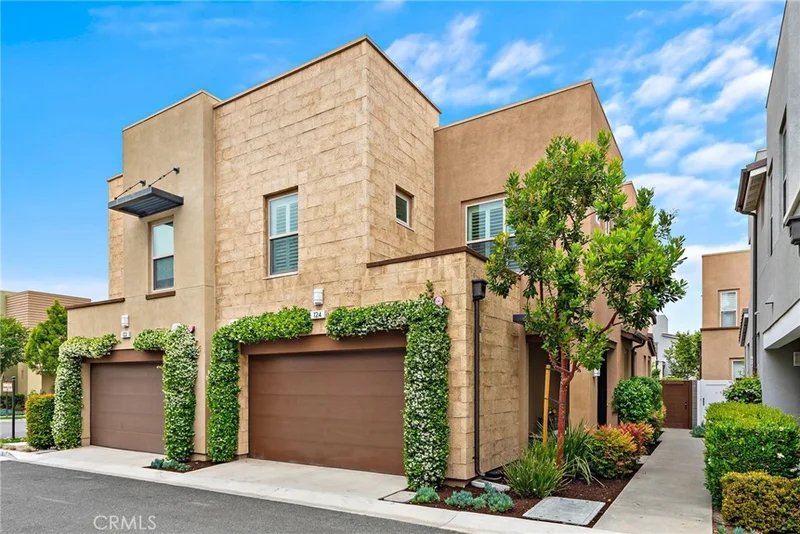 124 Alienta Lane, Rancho Mission Viejo, CA 92694
