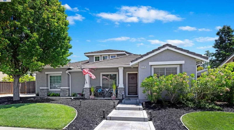 1179 Brookdale Ln, Livermore, CA 94551