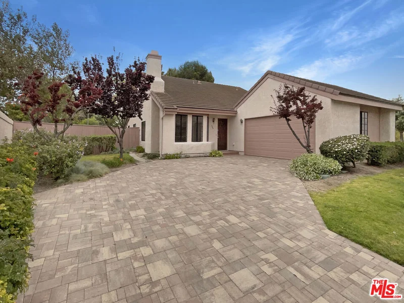544 Village Road, Port Hueneme, CA 93041