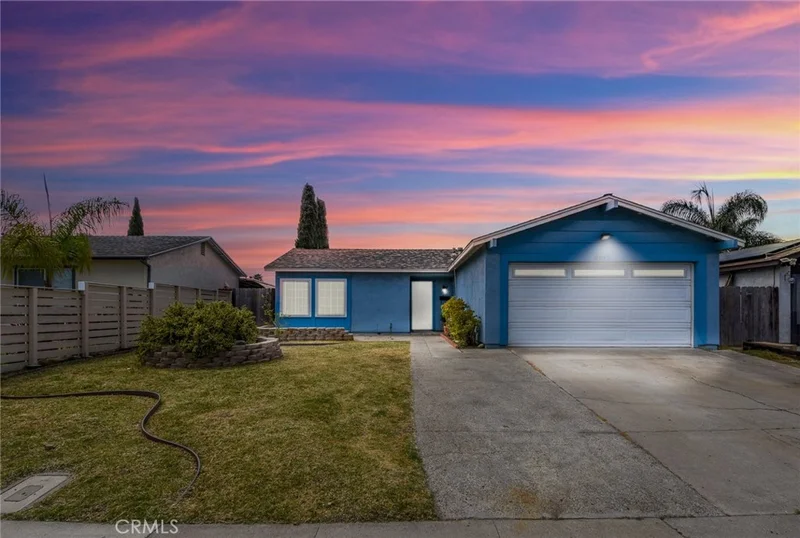 8695 Belfast Circle, San Diego, CA 92126
