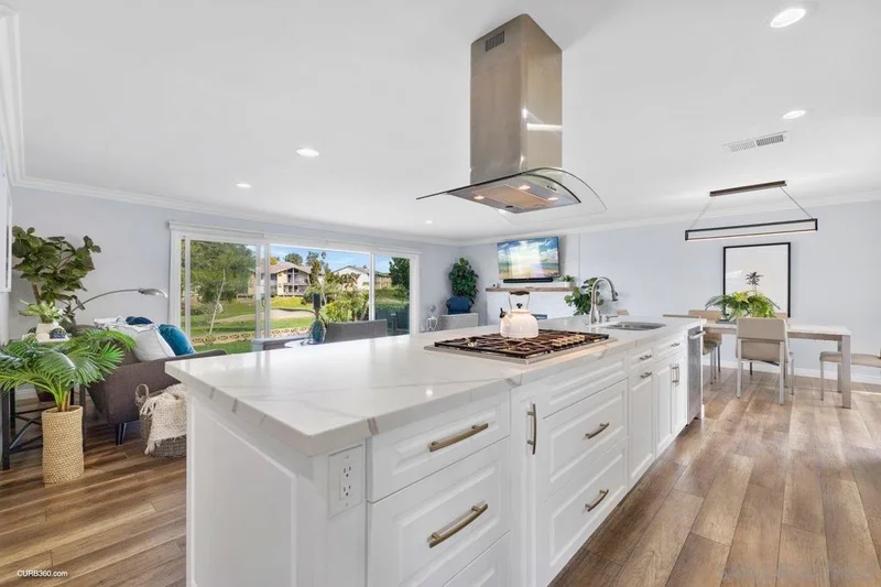 1022 San Julian Dr, San Marcos, CA 92078