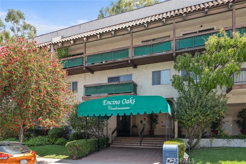 5460 White Oak Avenue E203, Encino, CA 91316