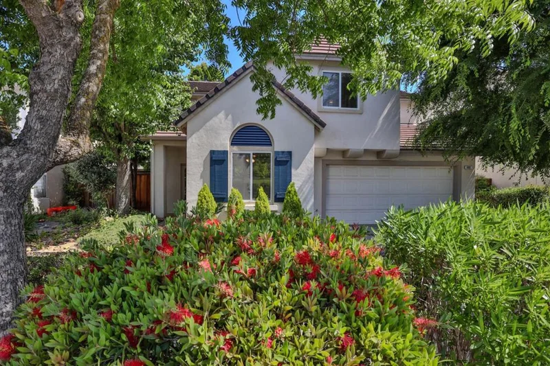 465 Mantelli Drive, Gilroy, CA 95020