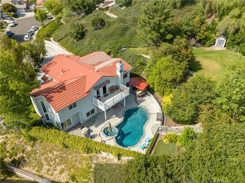 22572 Hickory Place, Saugus, CA 91390
