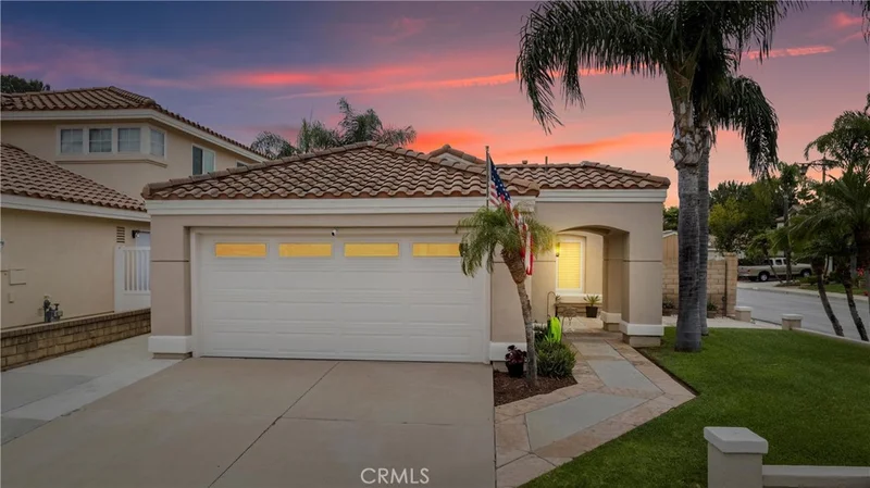 855 S Wildflower Lane, Anaheim Hills, CA 92808