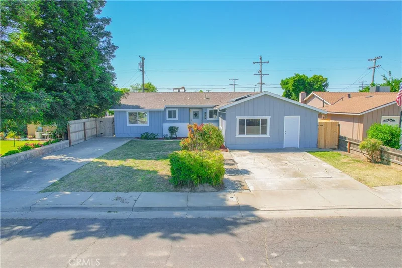 1007 W J Street, Los Banos, CA 93635