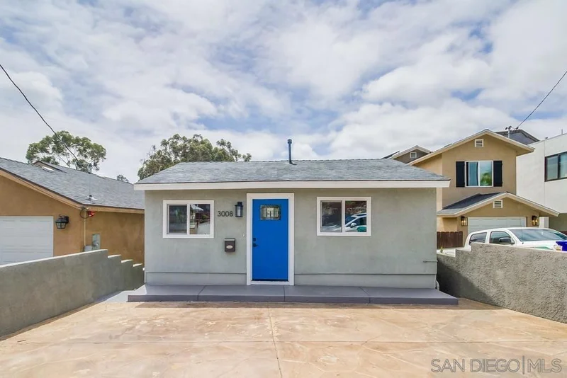 3008 46th St, San Diego, CA 92105