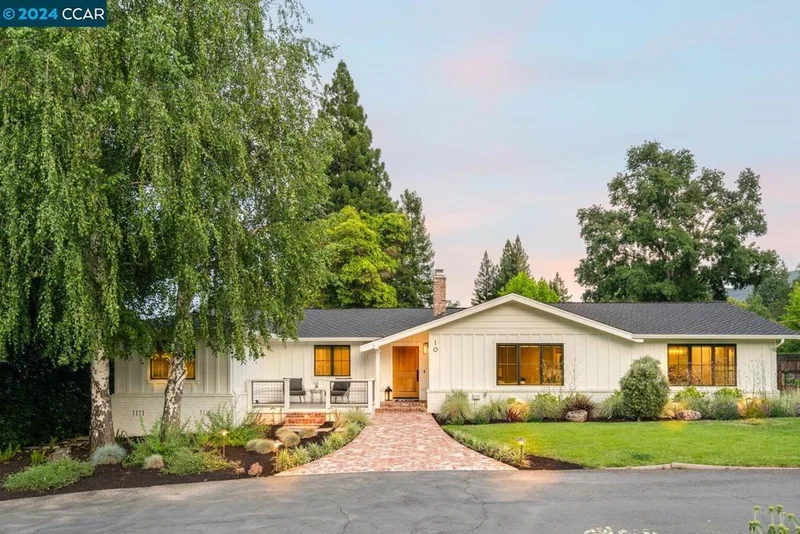 10 Los Alamos Court, Alamo, CA 94507-2132