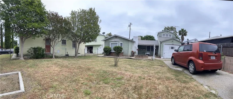 11608 Haynes Street, North Hollywood, CA 91606