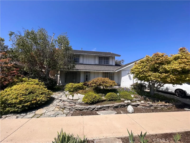 8719 Hummingbird Avenue, Fountain Valley, CA 92708