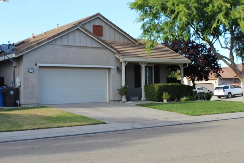 1183 Balzo St, Manteca, CA 95337