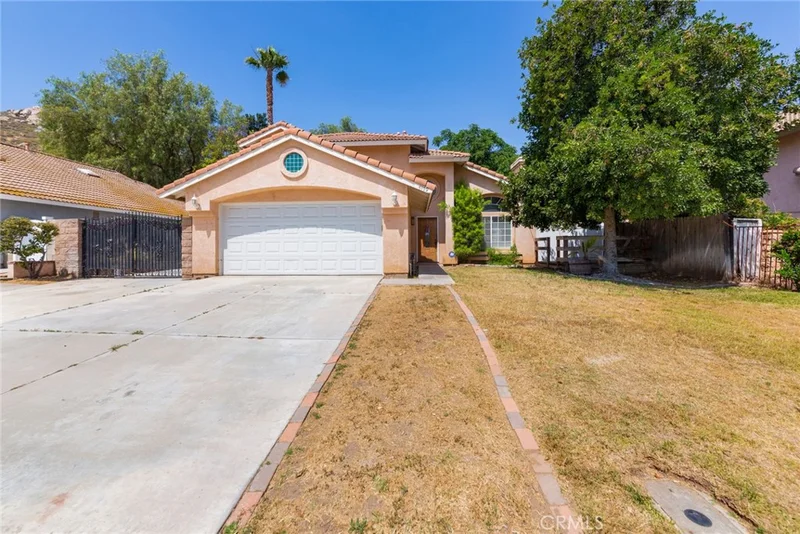 4179 Shellicia Circle, Jurupa Valley, CA 92509
