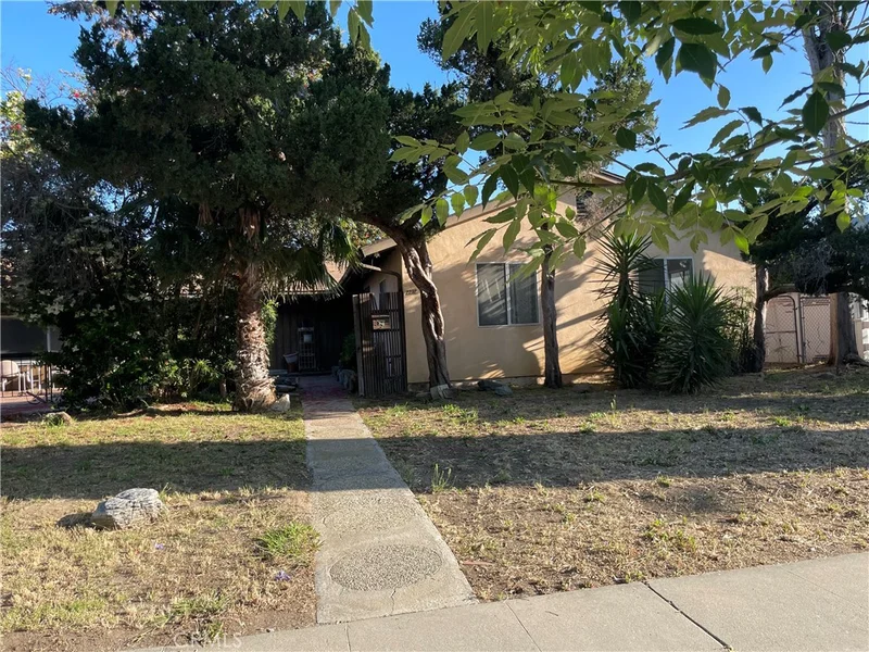 22920 Roscoe Boulevard, West Hills, CA 91304