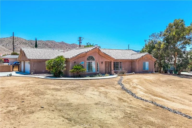8840 Frontera Avenue, Yucca Valley, CA 92284