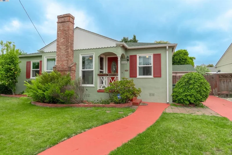 255 Bowling Green St, San Leandro, CA 94577