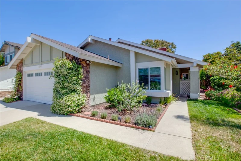 451 Compass Road, Oceanside, CA 92054