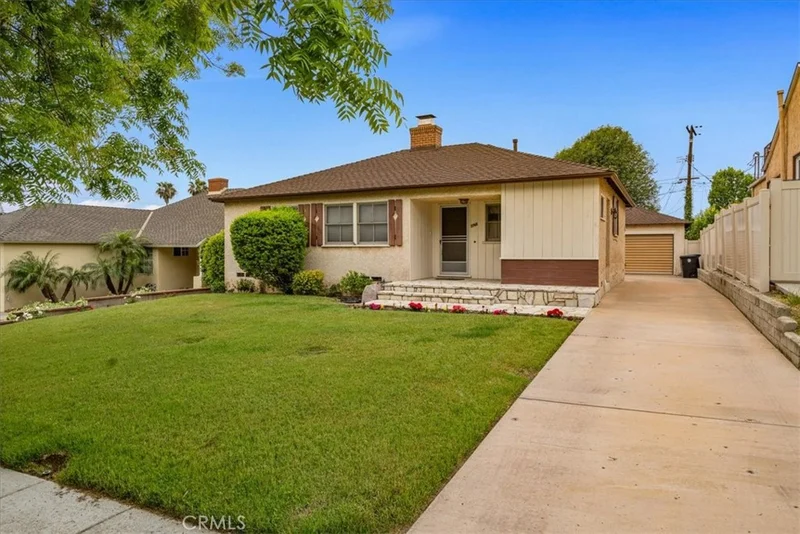 2745 N Brighton Street, Burbank, CA 91504