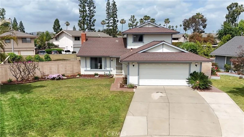 1142 Nottingham Way, Placentia, CA 92870