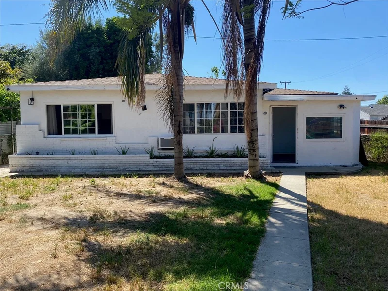 226 N Buena Vista Avenue, Corona, CA 92882