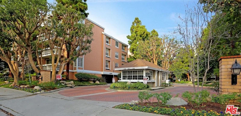 4342 Redwood Avenue C206, Marina Del Rey, CA 90292