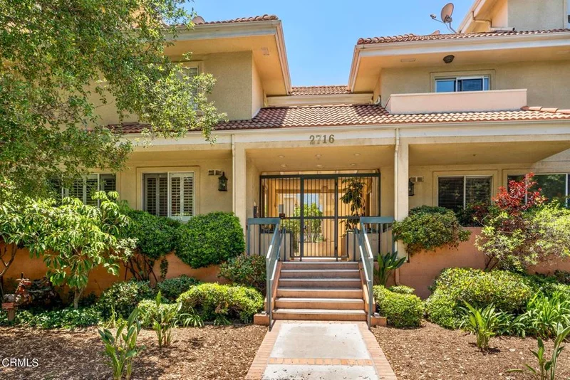 2716 Honolulu Avenue 105, Montrose, CA 91020