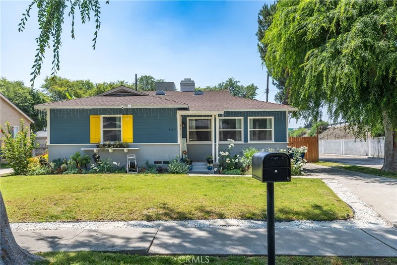 857 W 25th St, San Bernardino, CA 92405