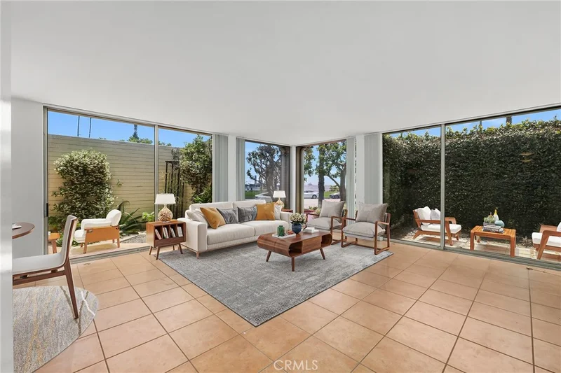 2999 E Ocean Boulevard 110, Long Beach, CA 90803