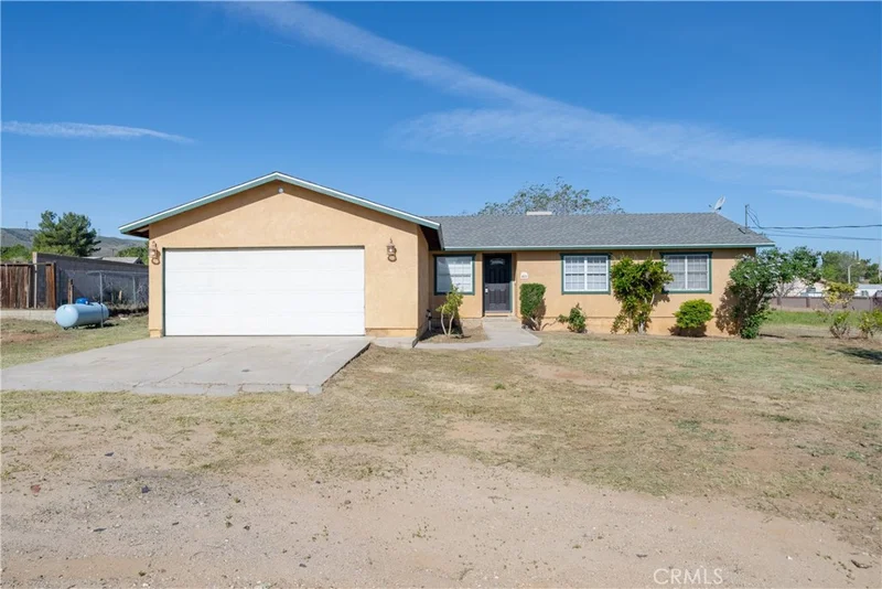 4602 W Avenue M10, Quartz Hill, CA 93536