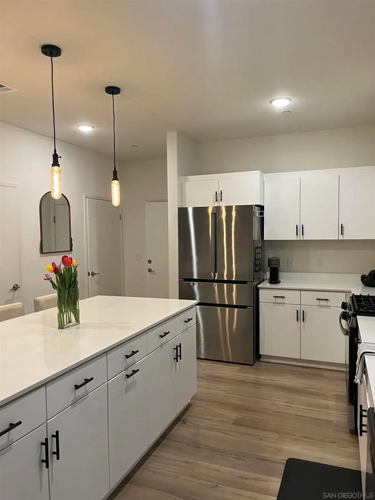 5224 Beachfront Cove 68, San Diego, CA 92154
