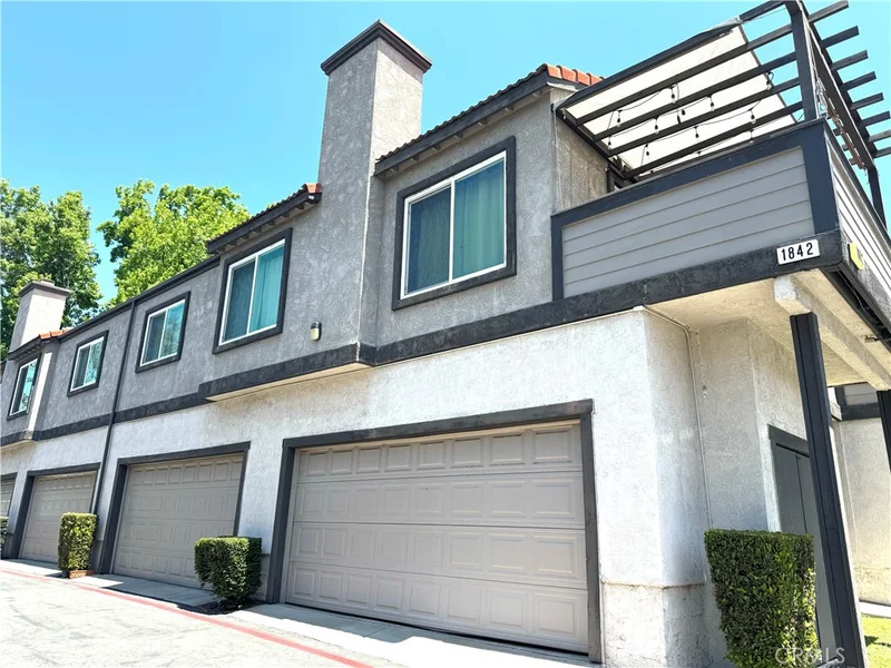 1842 N Vineyard Avenue B, Ontario, CA 91764