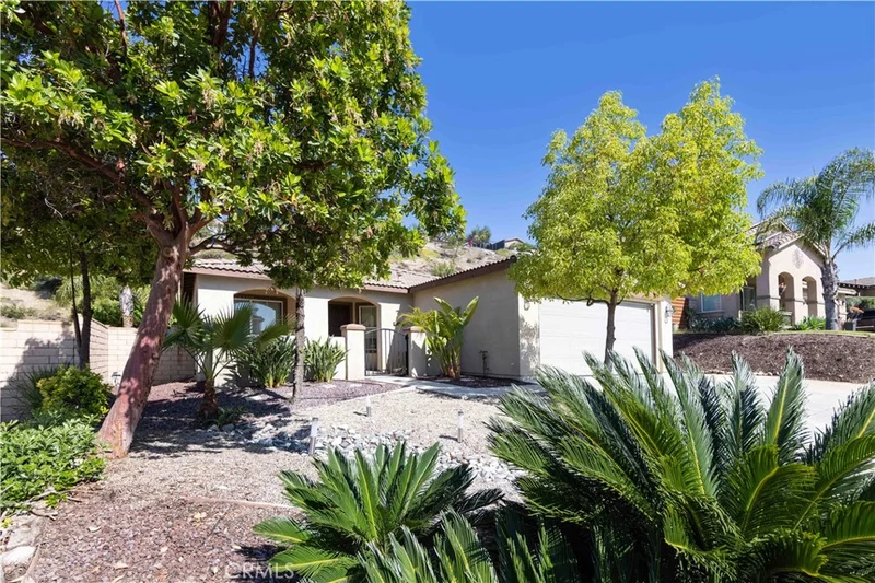 29479 Rock Point Drive, Lake Elsinore, CA 92530