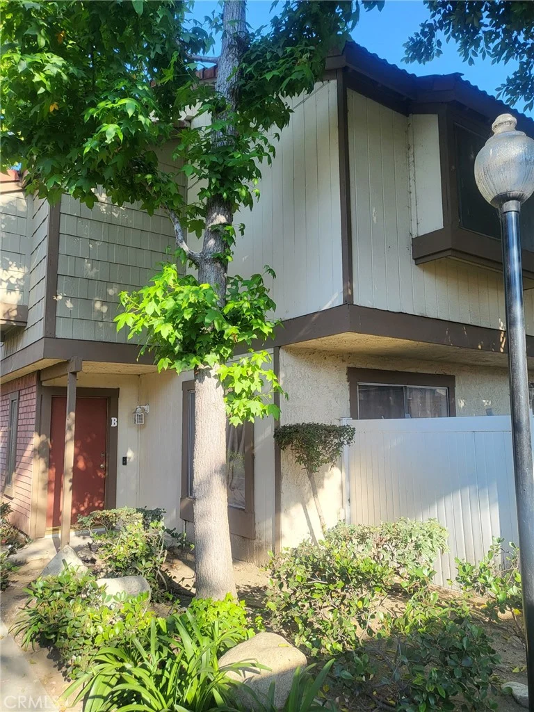 1224 S Cypress Avenue B, Ontario, CA 91762