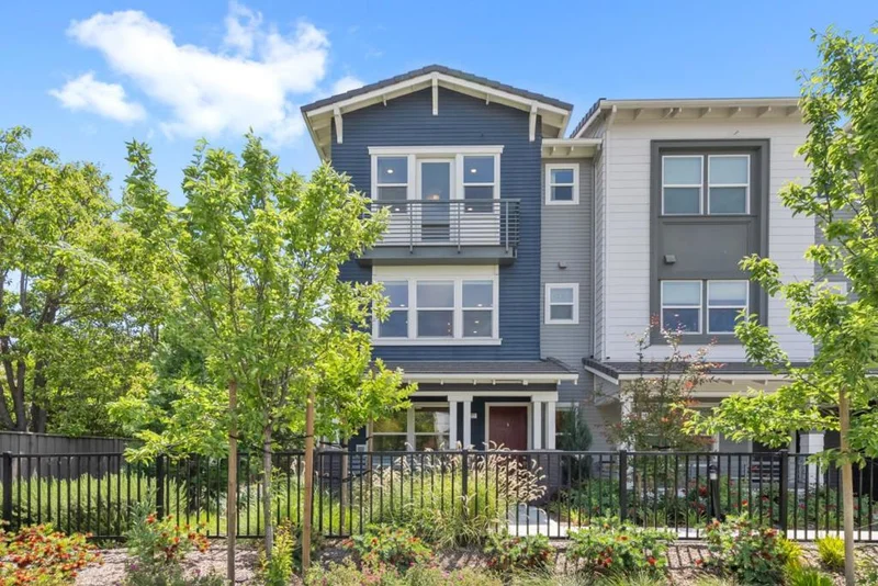 2272 Mora Place, Mountain View, CA 94040