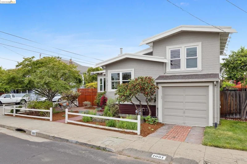 1001 College Ave, Alameda, CA 94501