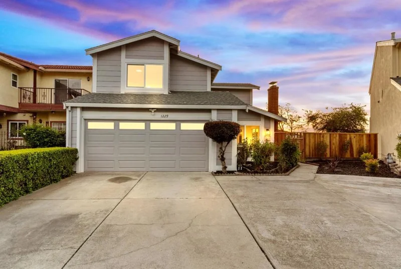 1229 Rosebriar Way, San Jose, CA 95131