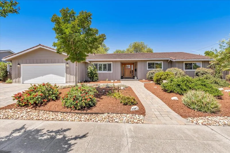 123 Briarwood Way, Los Gatos, CA 95032