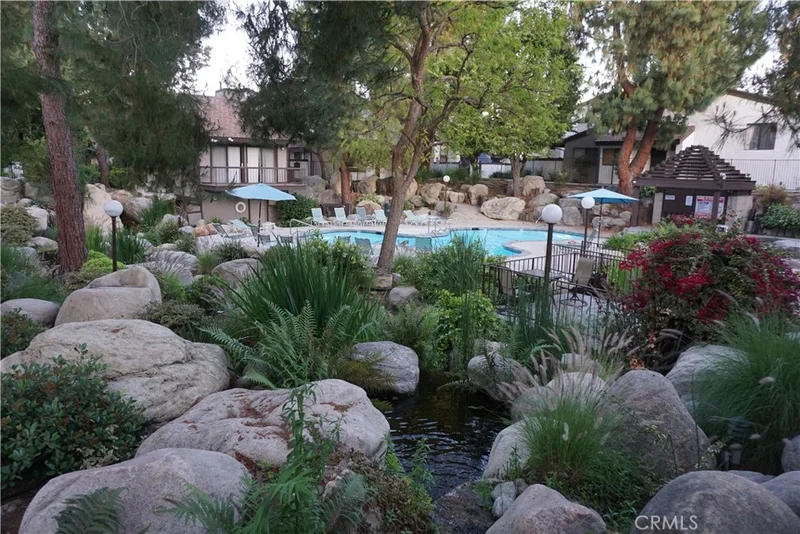 6255 Canoga Ave 25, Woodland Hills, CA 91367