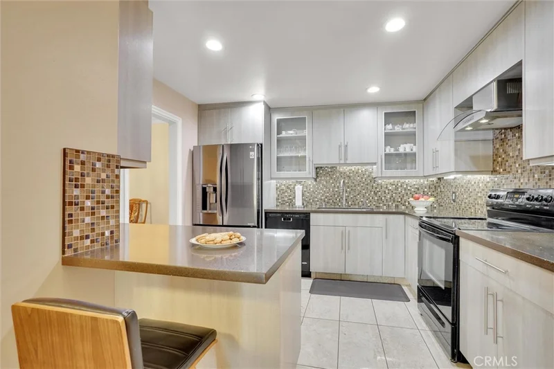 125 N Allen Avenue 114, Pasadena, CA 91106