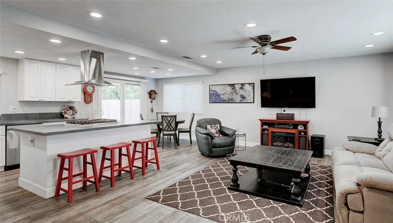 4177 Maple, Chino, CA 91710