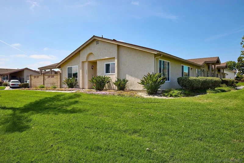 1040 Eider Way, Oceanside, CA 92057