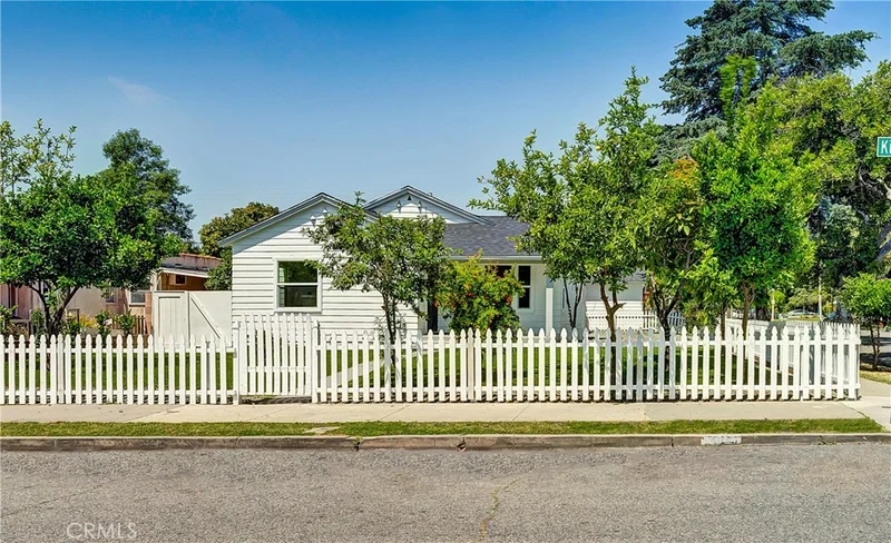 904 Kilson Drive, Santa Ana, CA 92701