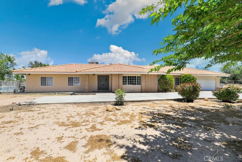 8555 Hickory Avenue, Hesperia, CA 92345