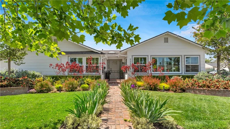 11371 Wembley Road, Rossmoor, CA 90720
