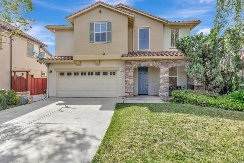 19 Arezzo Circle, Salinas, CA 93905