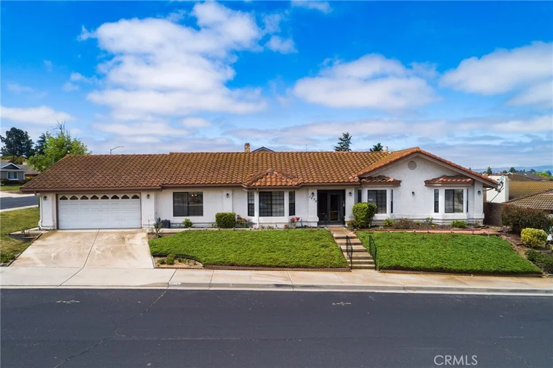1030 Sunrise Drive, Santa Maria, CA 93455