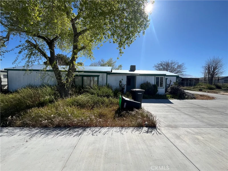 11537 Johnson Road 1121, Phelan, CA 92371