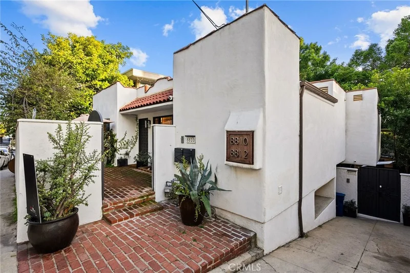 8810 - 8812 Harratt Street, West Hollywood, CA 90069
