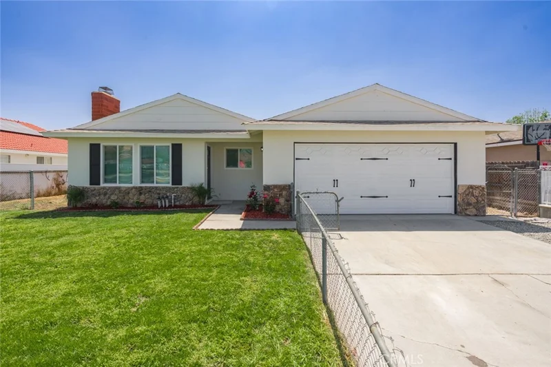 1150 Cloverdale Street, Riverside, CA 92501