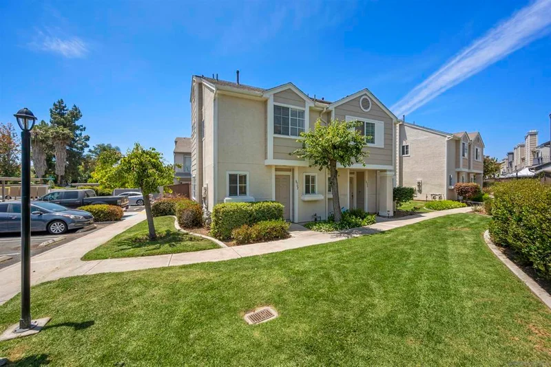 8902 Arlingdale Way, Spring Valley, CA 91977